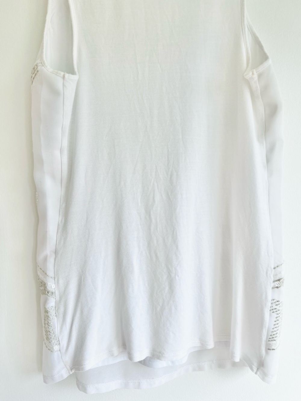 Express Women’s White Embellished Tank with Sequins & Beads | Small - Picture 8 of 8